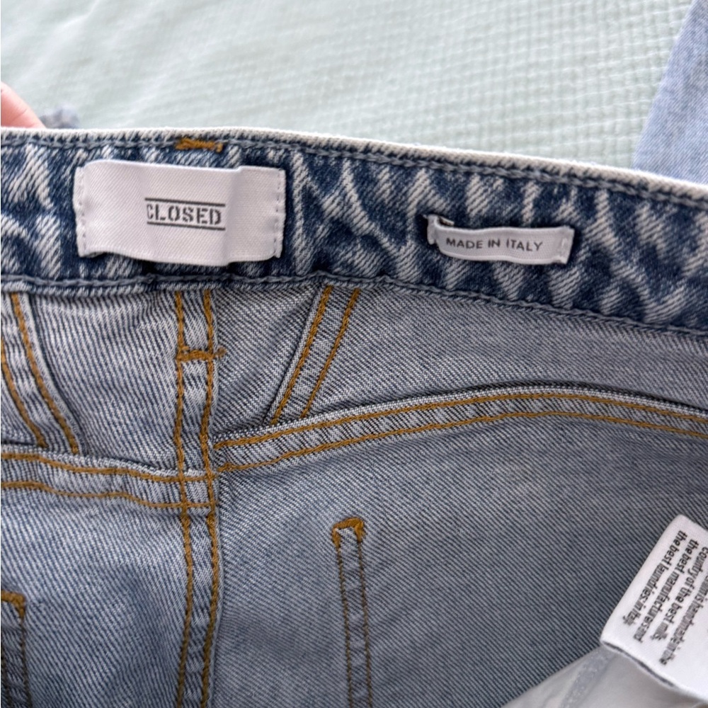 Revolve CLOSED Milan Italy Light Blue Denim Jeans - Picture 3 of 10